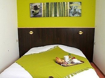 Hotel Restaurant Des Portes De Meuse Nancy Ngoại thất bức ảnh